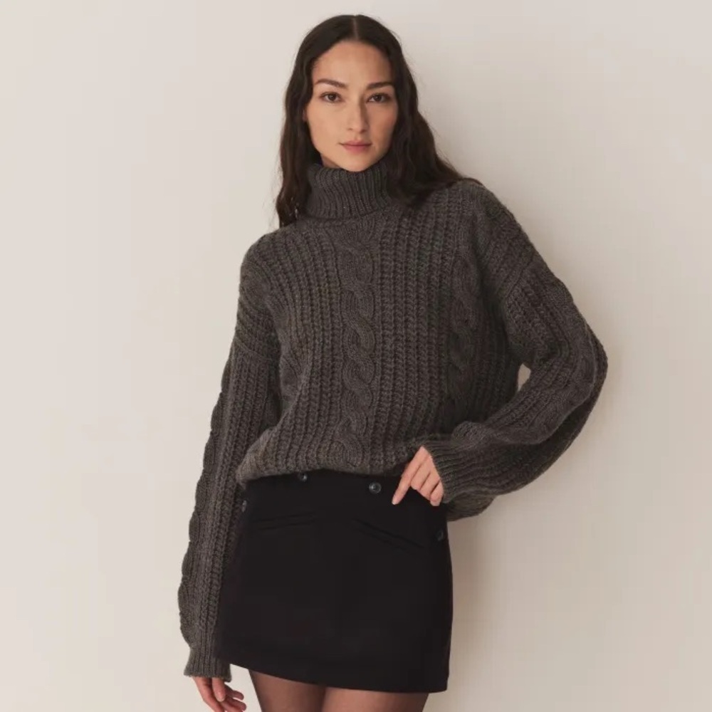 Doen Leighton Merino Wool Cable Knit Turtle Mock Neck Sweater Dark Grey